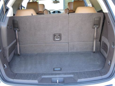 Used 2016 Buick Enclave Leather FWD image 24