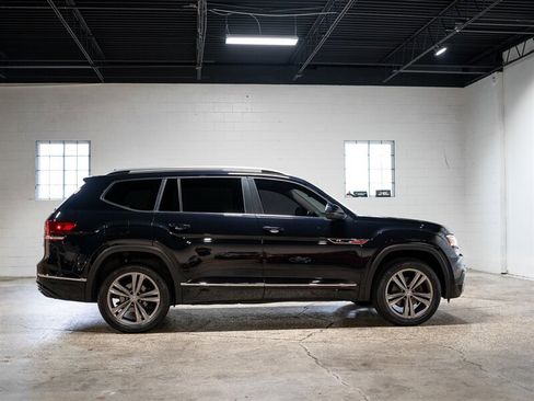 Used 2019 Volkswagen Atlas SE w/ Towing Package AWD/4WD image 7
