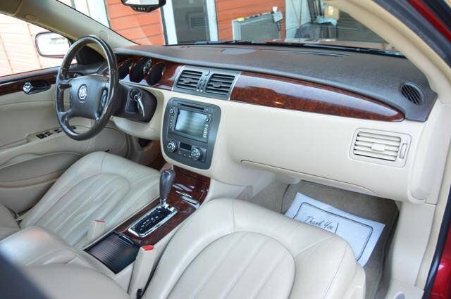 Used 2008 Buick Lucerne CXS FWD image 16