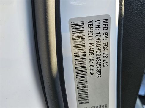 Used 2025 Dodge Durango GT w/ Blacktop Package image 17