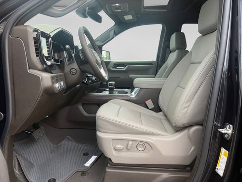 New 2026 GMC Sierra 1500 SLT w/ SLT Premium Plus Package image 10