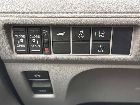 Used 2020 Honda Odyssey EX-L image 17