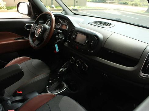 Used 2015 FIAT 500L Trekking FWD image 26