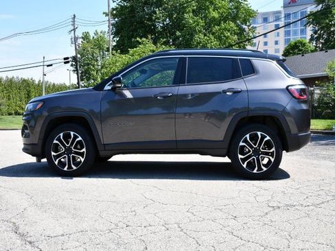 Used 2022 Jeep Compass Limited w/ Sun and Sound Group AWD/4WD image 4