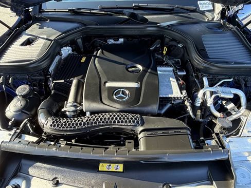 Certified 2018 Mercedes-Benz GLC 300 image 32