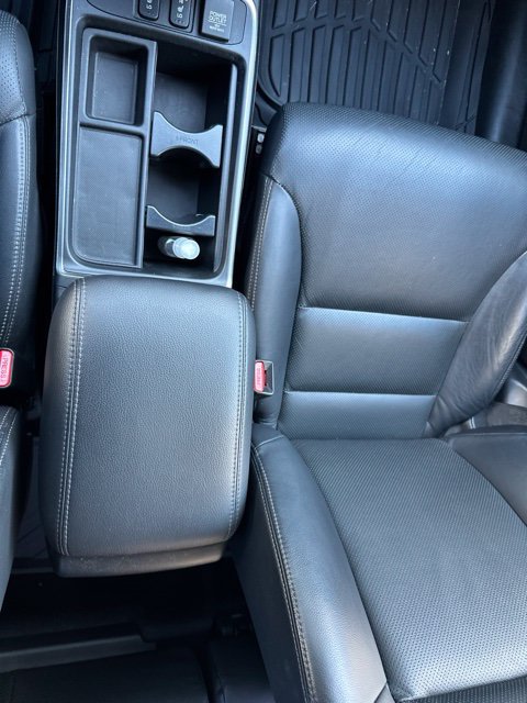 Used 2015 Honda CR-V Touring image 3