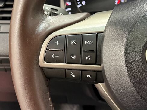 Used 2017 Lexus RX 350 AWD w/ Premium Package image 16