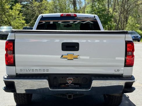 Used 2019 Chevrolet Silverado 1500 LT AWD/4WD image 5