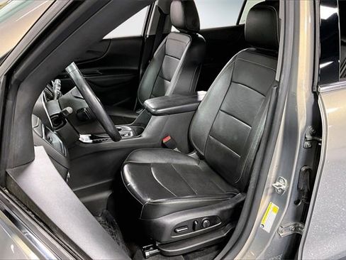 Used 2019 Chevrolet Equinox Premier image 21