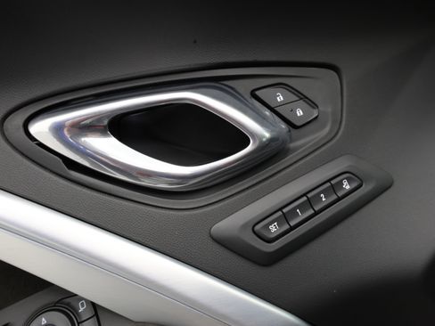 Used 2017 Chevrolet Camaro ZL1 image 34