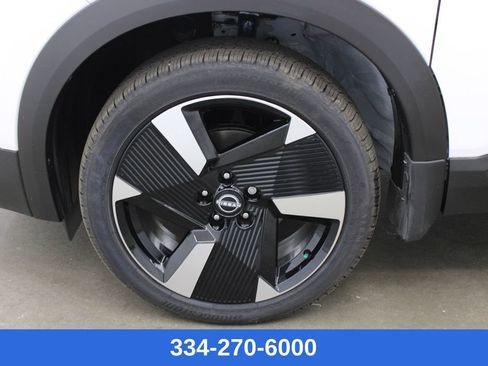 New 2026 Nissan Kicks SR image 24