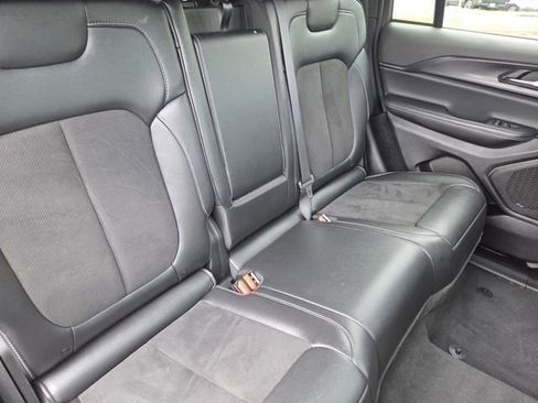 Used 2024 Jeep Grand Cherokee Altitude AWD/4WD image 28