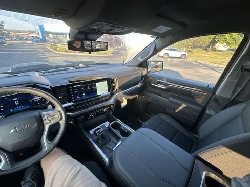 New 2026 Chevrolet Silverado 1500 LT Trail Boss w/ Convenience Package II image 15