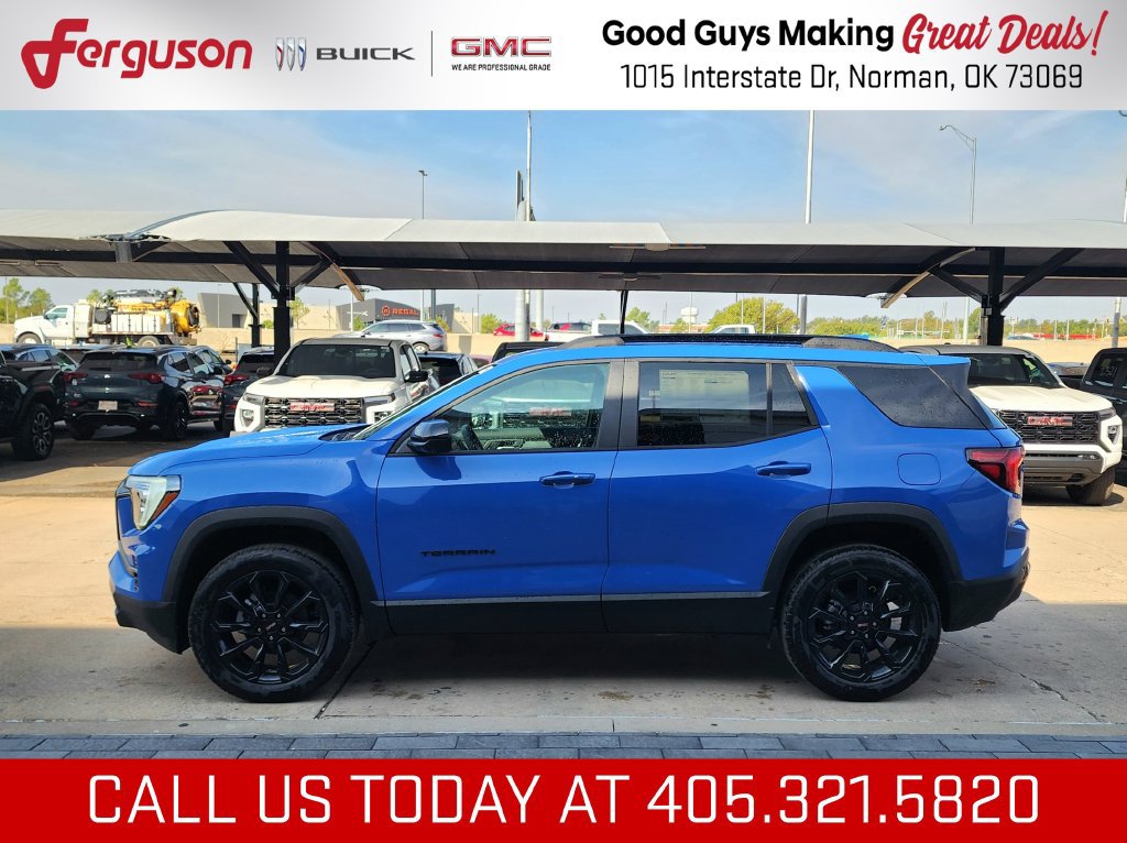 New 2027 GMC Terrain Elevation w/ Black Edition FWD image 7