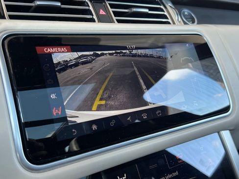 Used 2018 Land Rover Range Rover HSE image 44