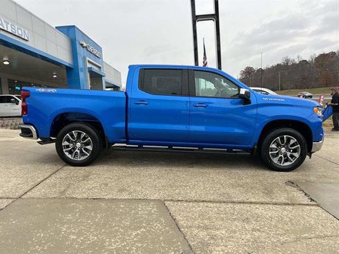 New 2026 Chevrolet Silverado 1500 LT image 3