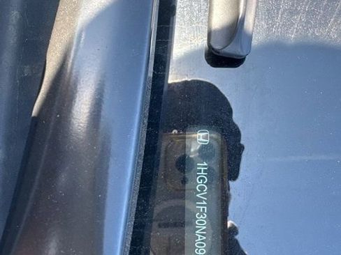 Used 2022 Honda Accord Sport image 6