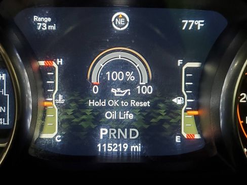 Used 2020 Jeep Gladiator Overland w/ LED Lighting Group AWD/4WD image 36