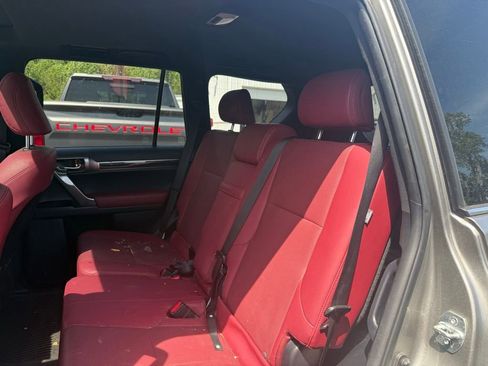 Used 2022 Lexus GX 460 Premium w/ Premium Package AWD/4WD image 16