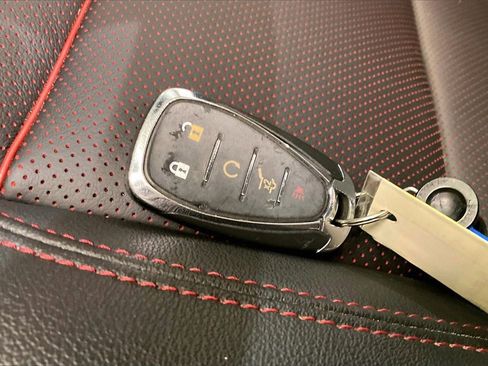 Used 2022 Chevrolet Blazer RS image 10