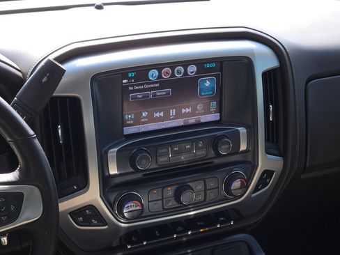 Used 2018 GMC Sierra 1500 SLT w/ Enhanced Driver Alert Package RWD image 16