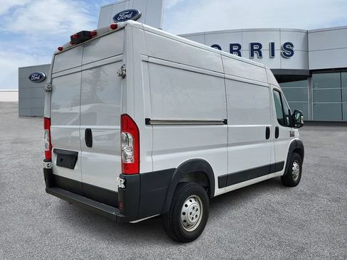 Used 2021 RAM ProMaster 1500 w/ Convenience Group FWD image 4