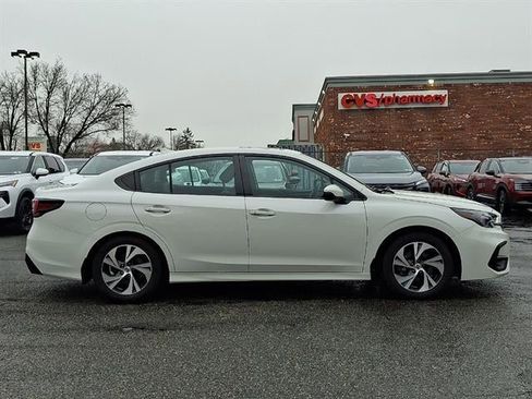 Used 2023 Subaru Legacy Premium image 7