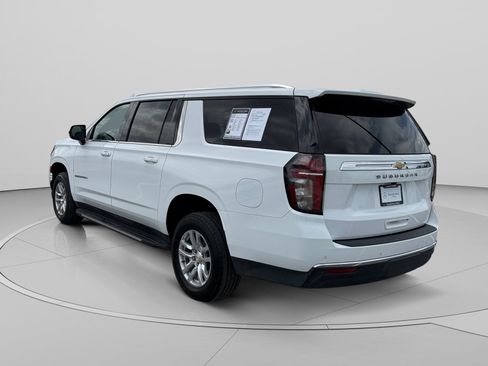 Used 2023 Chevrolet Suburban LS AWD/4WD image 3