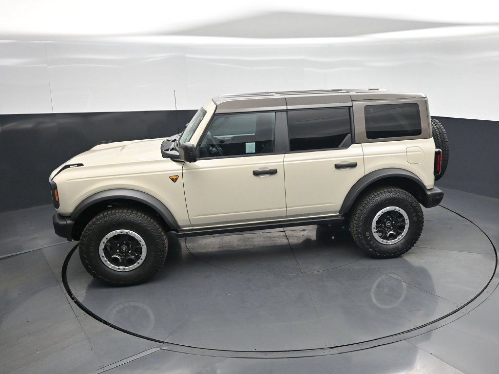 Used 2026 Ford Bronco Badlands AWD/4WD image 41