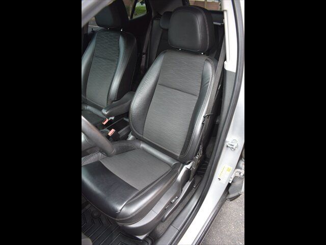 Used 2016 Buick Encore FWD image 16