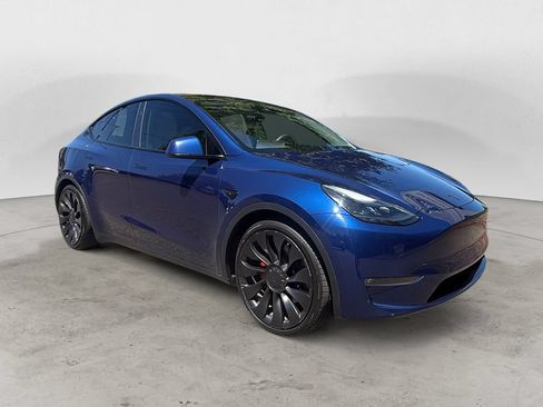 Used 2023 Tesla Model Y Performance AWD/4WD image 7