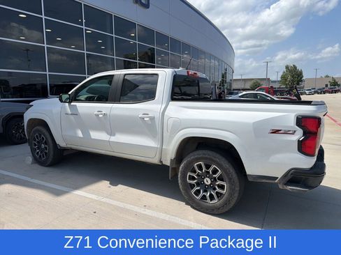Used 2023 Chevrolet Colorado Z71 w/ Z71 Convenience Package 2 AWD/4WD image 4