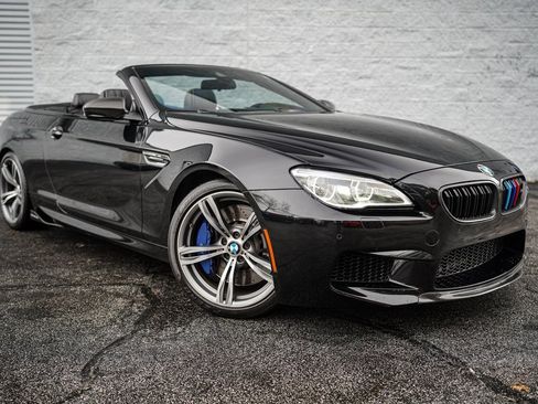 Used 2018 BMW M6 Convertible w/ Executive Package image 8