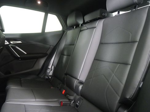 Certified 2025 BMW X2 xDrive28i image 16