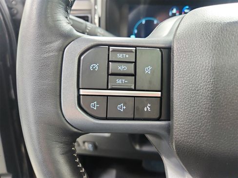 Used 2024 Ford F250 Lariat w/ Chrome Package image 25