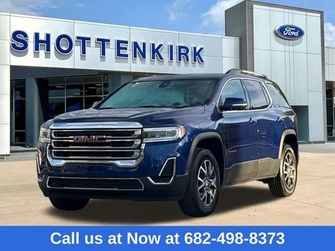 Used 2023 GMC Acadia SLE w/ Driver Convenience Package image 3