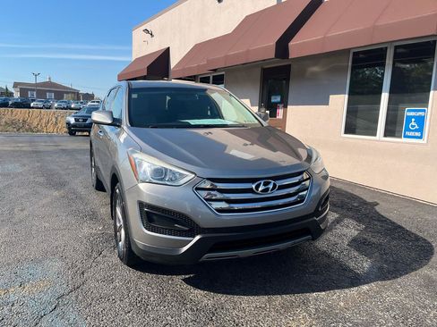 Used 2015 Hyundai Santa Fe Sport image 2