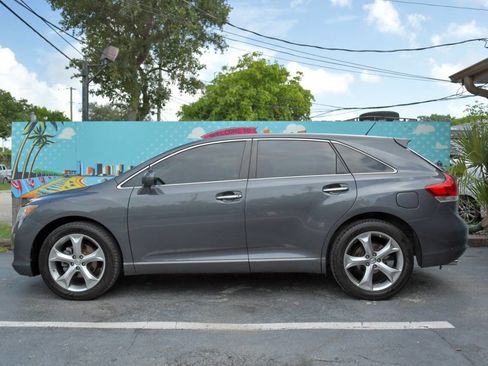 Used 2012 Toyota Venza Limited image 5