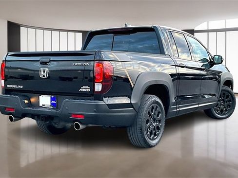 Used 2023 Honda Ridgeline Black Edition image 6