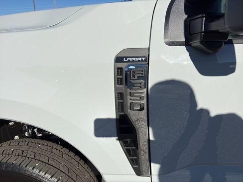 New 2026 Ford F350 Lariat w/ Lariat Ultimate Package image 9