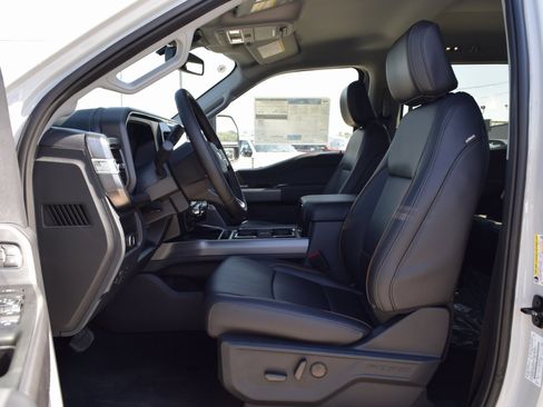 New 2026 Ford F250 Lariat w/ Lariat Premium Package image 18