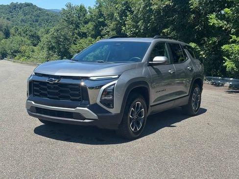 New 2026 Chevrolet Equinox ACTIV w/ Safety and Technology Package AWD/4WD image 3
