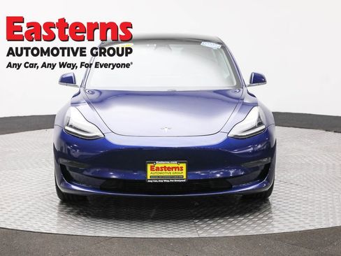 Used 2019 Tesla Model 3 Long Range image 2