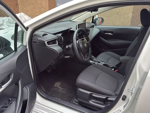 Used 2021 Toyota Corolla LE image 22