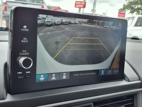 Used 2025 Honda Pilot Touring image 28