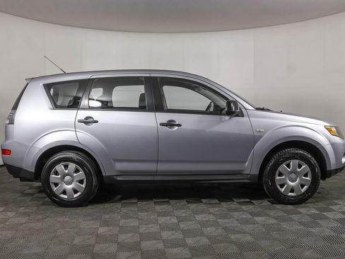 Used 2009 Mitsubishi Outlander ES image 10