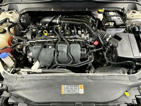 Used 2019 Ford Fusion SEL image 37