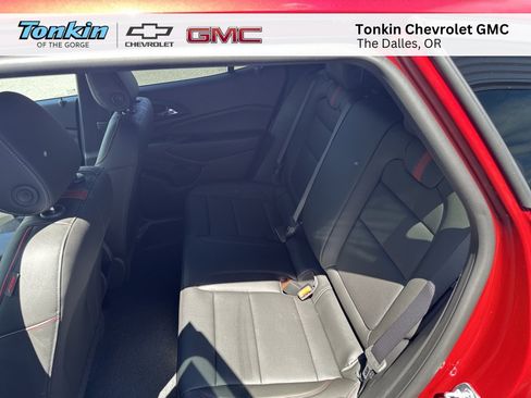 New 2025 Chevrolet Trax RS image 23
