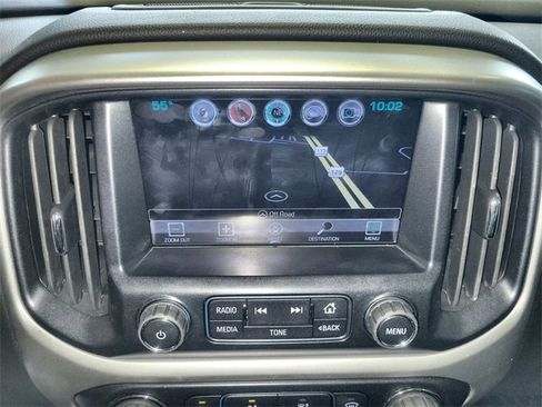 Used 2018 Chevrolet Colorado ZR2 image 18