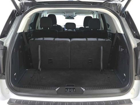Used 2025 Ford Explorer Active AWD/4WD image 14